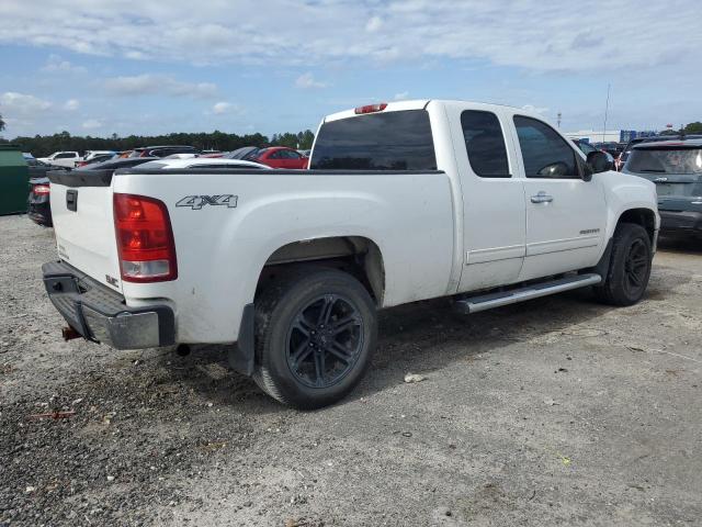 80192904-2013-gmc-sierra_3