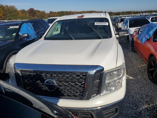 80209334-2017-nissan-titan_5