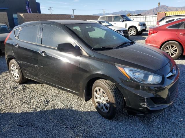 80213364-2014-hyundai-accent_4