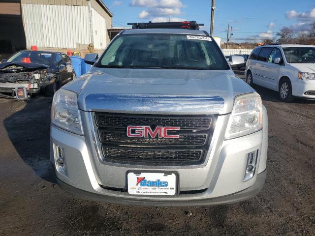 80230254-2013-gmc-terrain_5