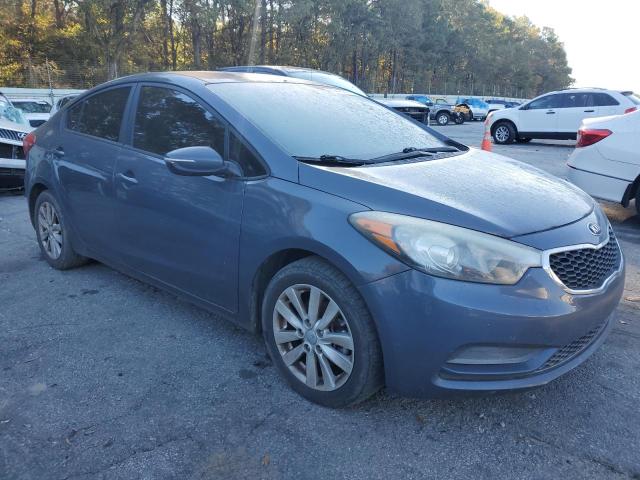 80243274-2015-kia-forte_4