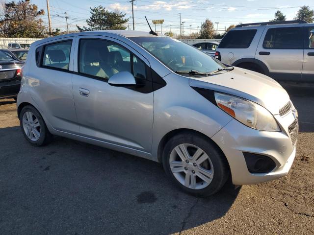 80264354-2014-chevrolet-spark_4