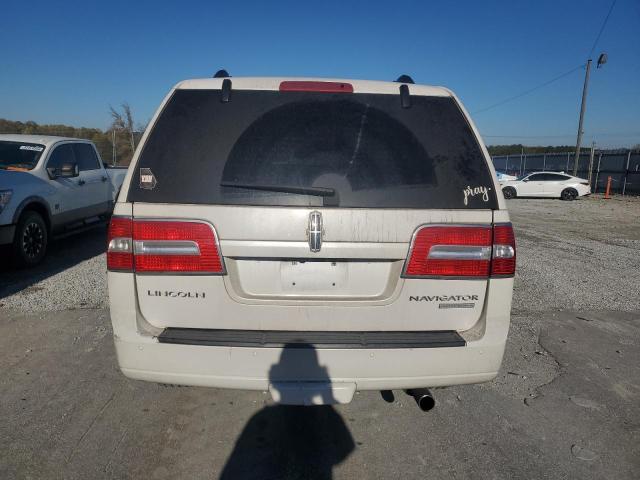 80376884-2011-lincoln-navigator_6