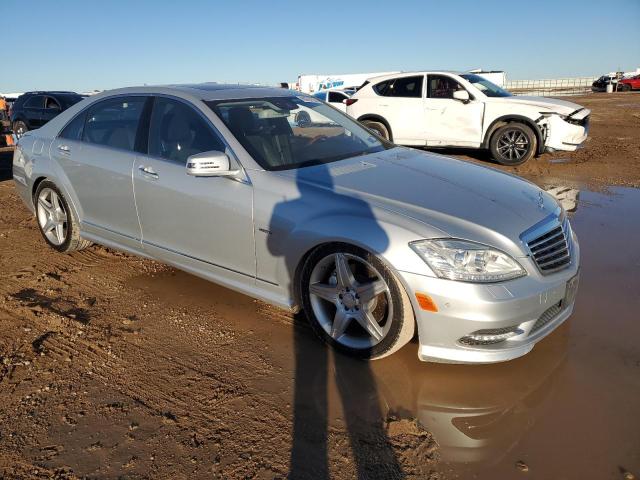 80397034-2010-mercedes-benz-s-class_4