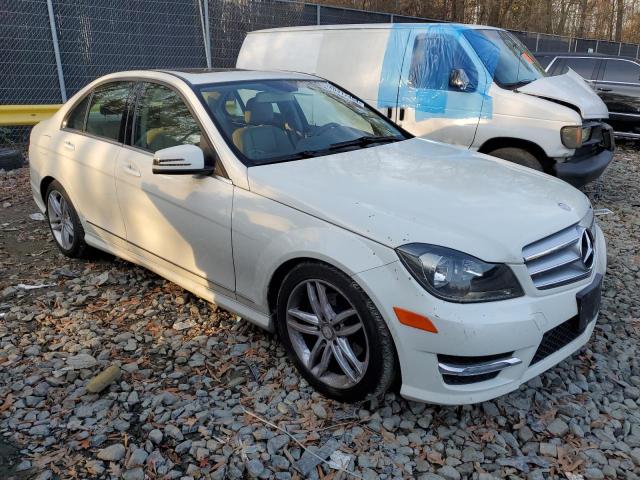 80417454-2012-mercedes-benz-c-class_4