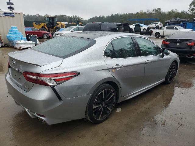 80445224-2018-toyota-camry_3