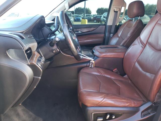 80454063-2015-cadillac-escalade_7