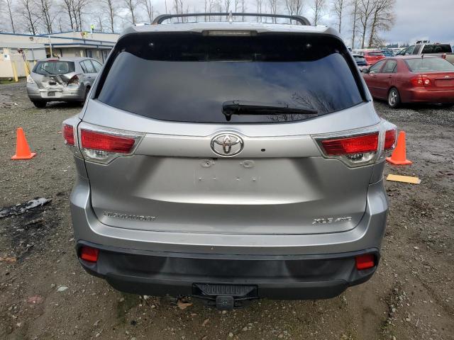 80471334-2016-toyota-highlander_6