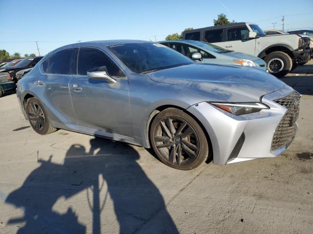 80538304-2023-lexus-is_4