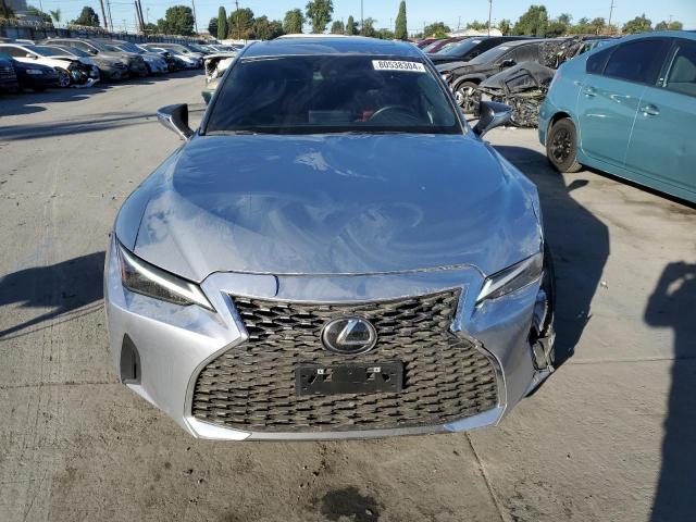 80538304-2023-lexus-is_5