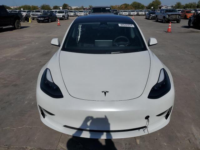 80552224-2023-tesla-model-3_5