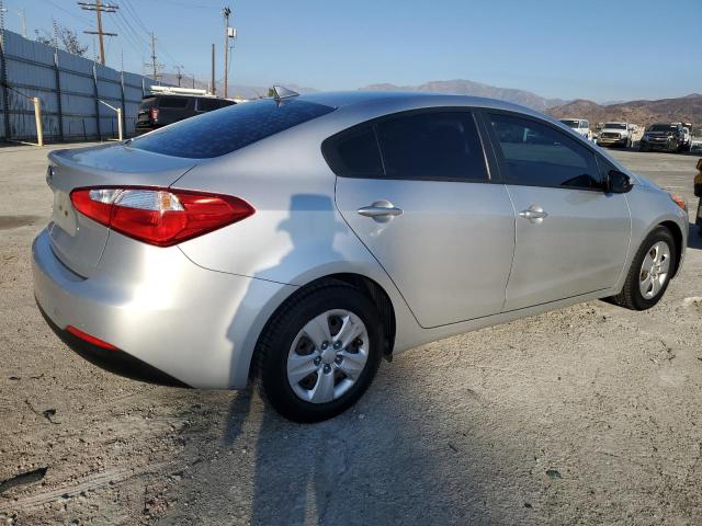 80554814-2015-kia-forte_3