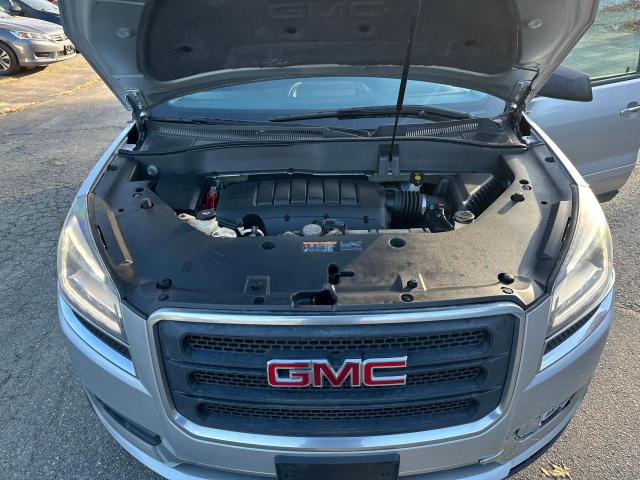 80560323-2015-gmc-acadia_7