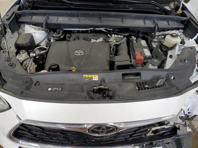 80576094-2021-toyota-highlander_12