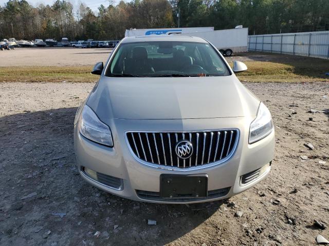 80584104-2011-buick-regal_5