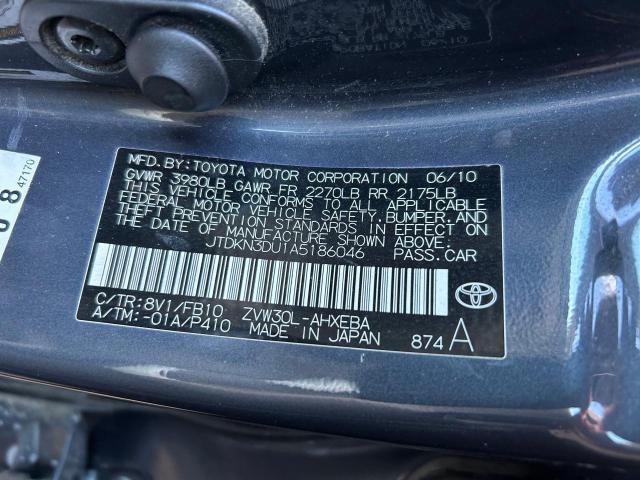 80593364-2010-toyota-prius_10