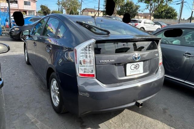 80593364-2010-toyota-prius_3