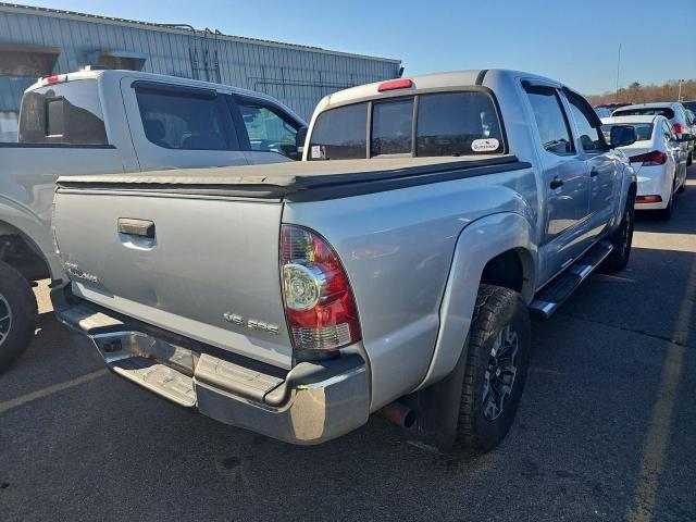 80593904-2011-toyota-tacoma_4