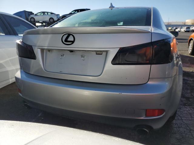 80649054-2012-lexus-is_6