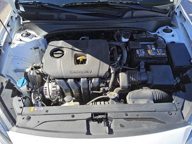 80652694-2023-kia-forte_11