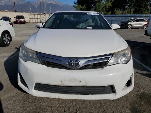 80669654-2014-toyota-camry_5