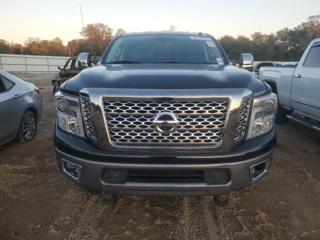 80720764-2016-nissan-titan_5