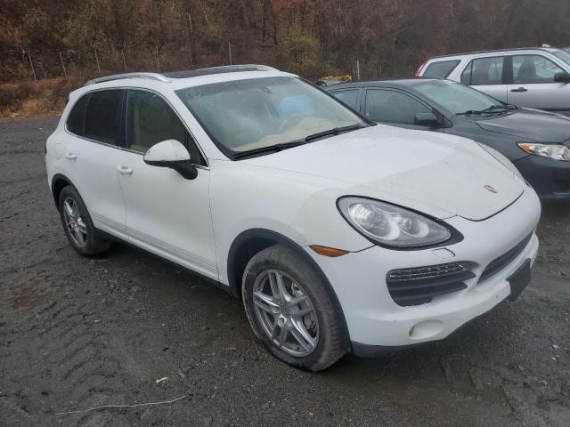 80728704-2012-porsche-cayenne_4