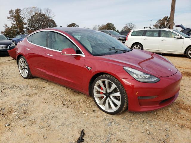 80735974-2018-tesla-model-3_4