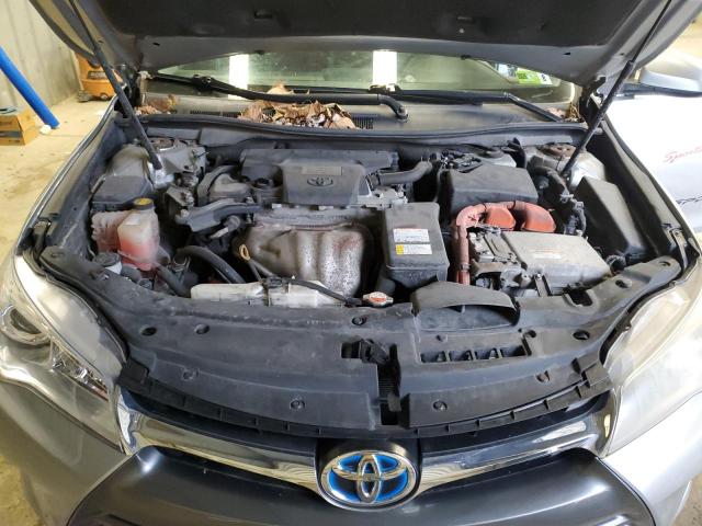 80741774-2016-toyota-camry_11