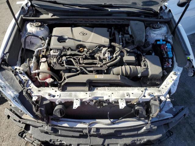 80743914-2020-toyota-camry_11