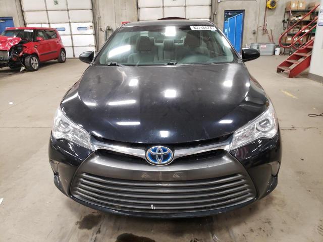 80748674-2017-toyota-camry_5