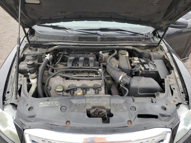 80754044-2010-ford-taurus_11