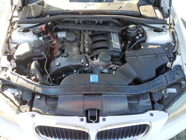 80754614-2010-bmw-3-series_11