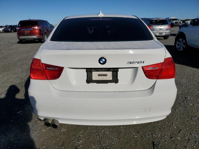 80754614-2010-bmw-3-series_6