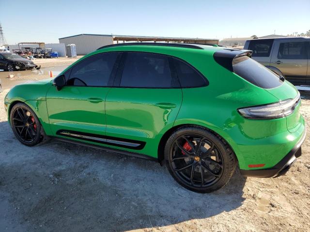 80760294-2022-porsche-macan_2