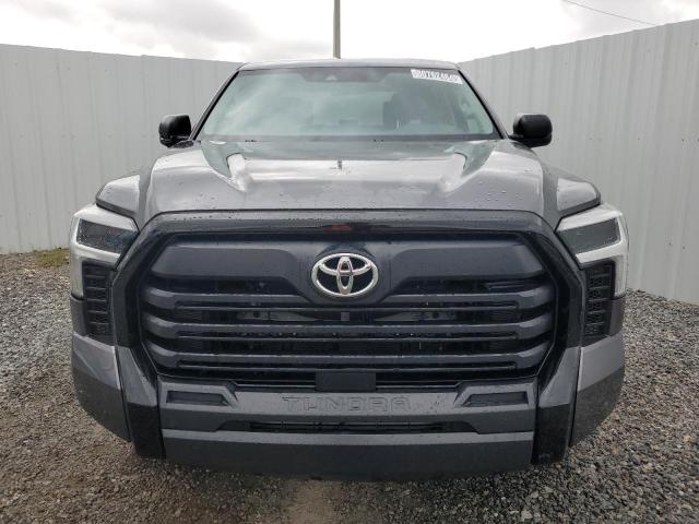 80762464-2023-toyota-tundra_5