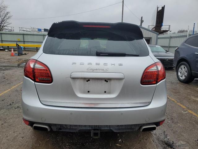 80762683-2012-porsche-cayenne_6