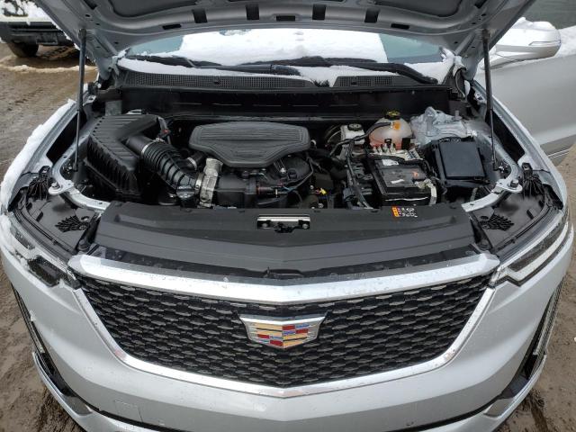 80762903-2020-cadillac-xt6_12