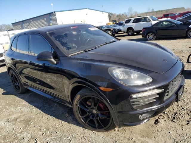 80764073-2013-porsche-cayenne_4