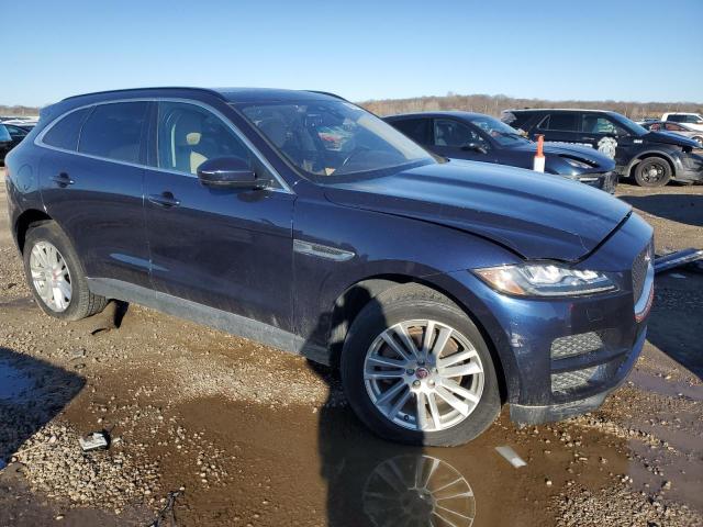 80824623-2017-jaguar-f-pace_4