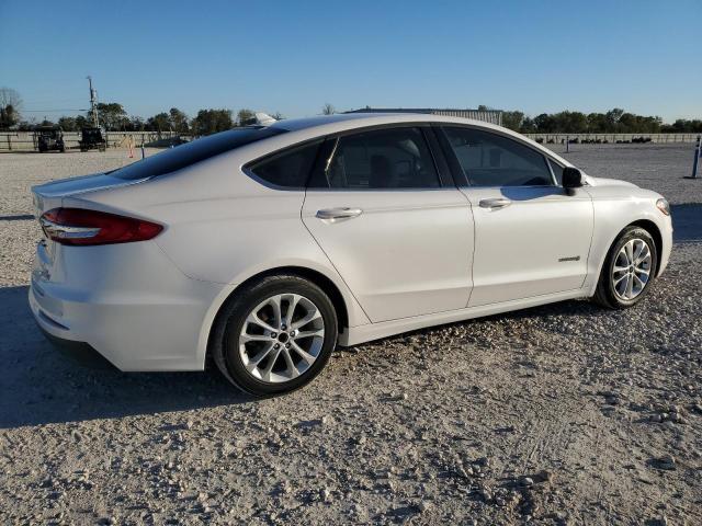 80846064-2019-ford-fusion_3