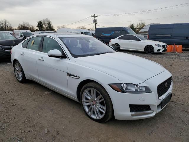 80881134-2016-jaguar-xf_4