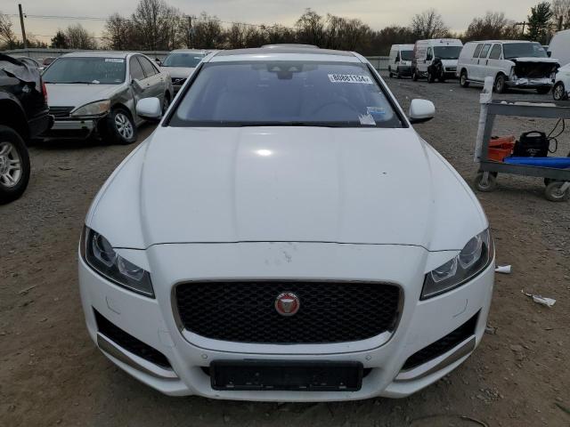 80881134-2016-jaguar-xf_5