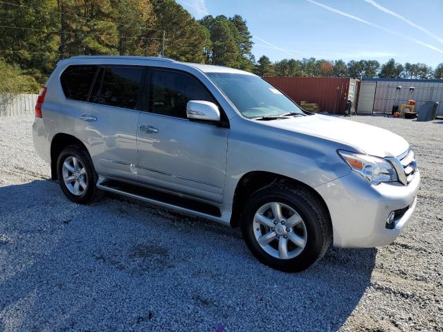 80882204-2012-lexus-gx_4