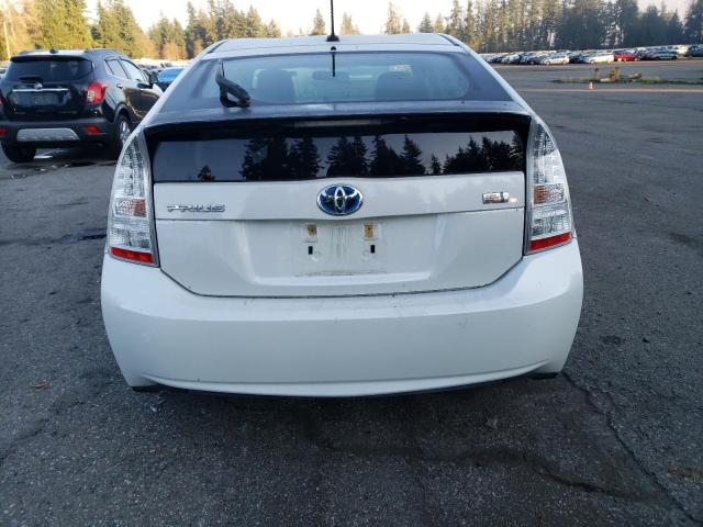 80900124-2010-toyota-prius_6