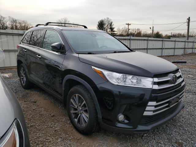 80901804-2019-toyota-highlander_4