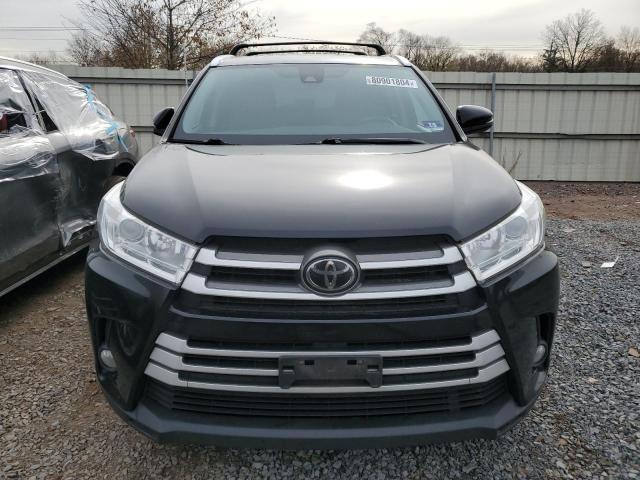 80901804-2019-toyota-highlander_5