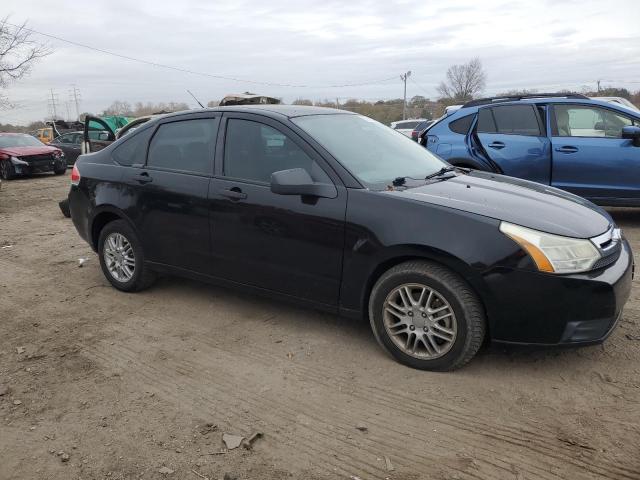 80912274-2010-ford-focus_4