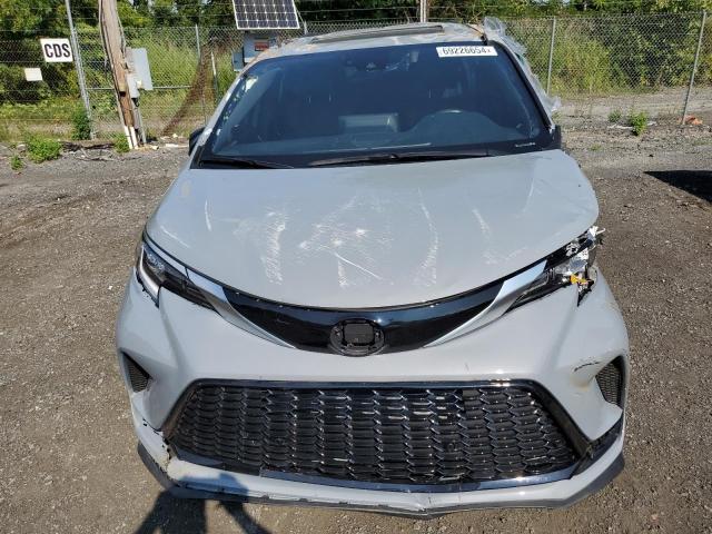 80913074-2023-toyota-sienna_5