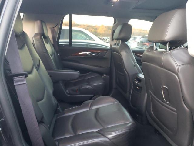 80913624-2015-cadillac-escalade_11